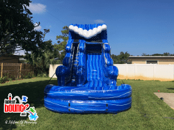 kowabunga waterslide jupiterbouncehouse mybouncehouseguy superiorpartyrental tablesandchairs okeechobee royalpalmbeach hobesound stuart portsaintlucie obstaclecourse 236451871 17' Kowabunga Slide