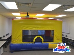 Indoor Bounce House *(13L 12W 7H)